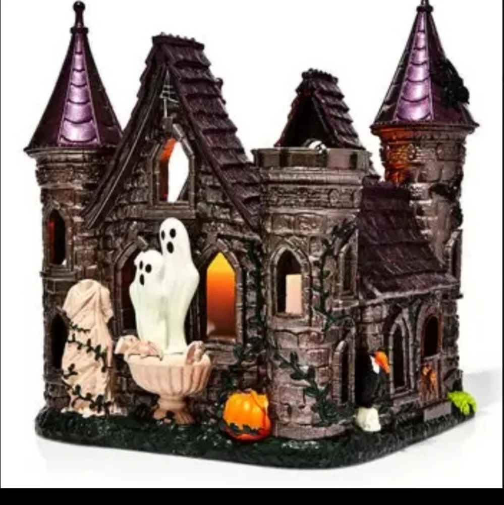 B&BW 2023 Skull King's Halloween House Haunted Castle Luminary (IN ORIGINAL BOX) - Picture 9 of 10